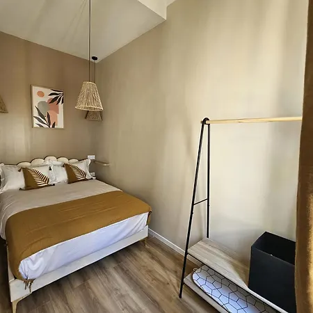 Azura Apartament